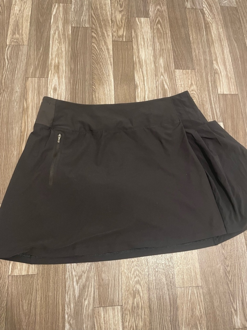 Athleta Black Athletic Skort with Side Panel and Zipper Pocket